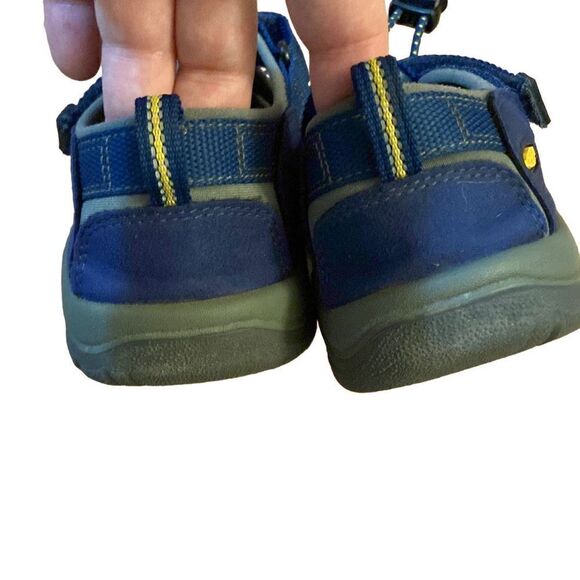 Keen Big Kids Newport H2 Sandals Blue Depths/Gargoyle Size 3 - Picture 7 of 8